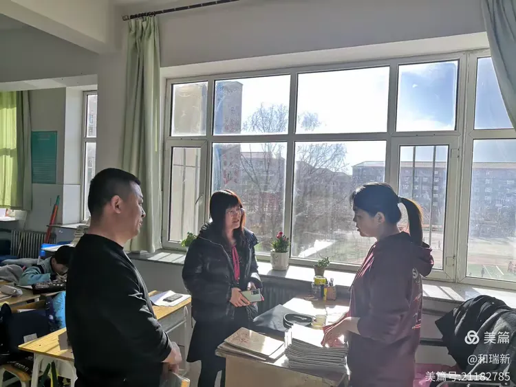 巴林左旗教研中心白丹老师下校视导